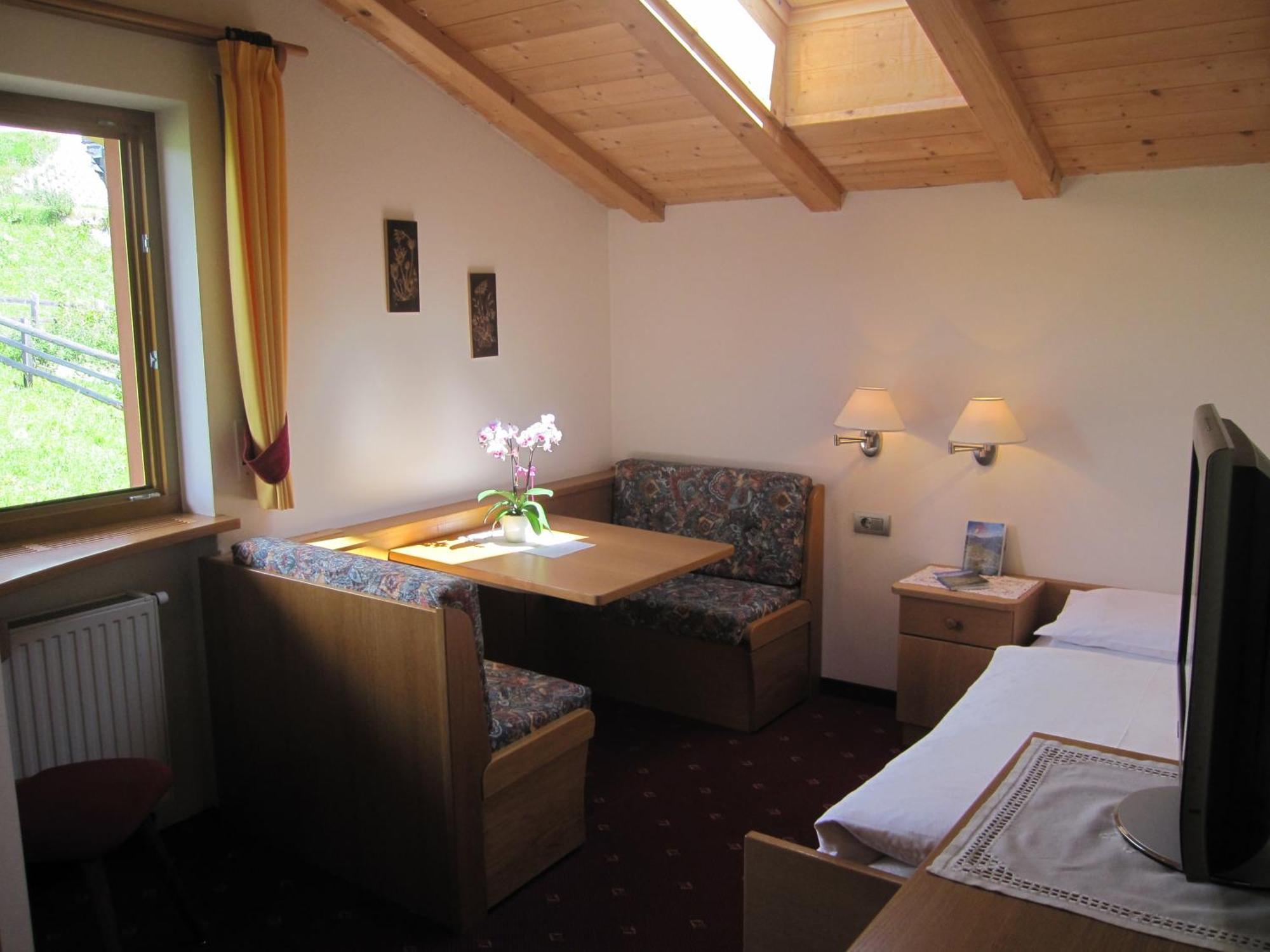 Hotel Garni Sonneck Laion Esterno foto