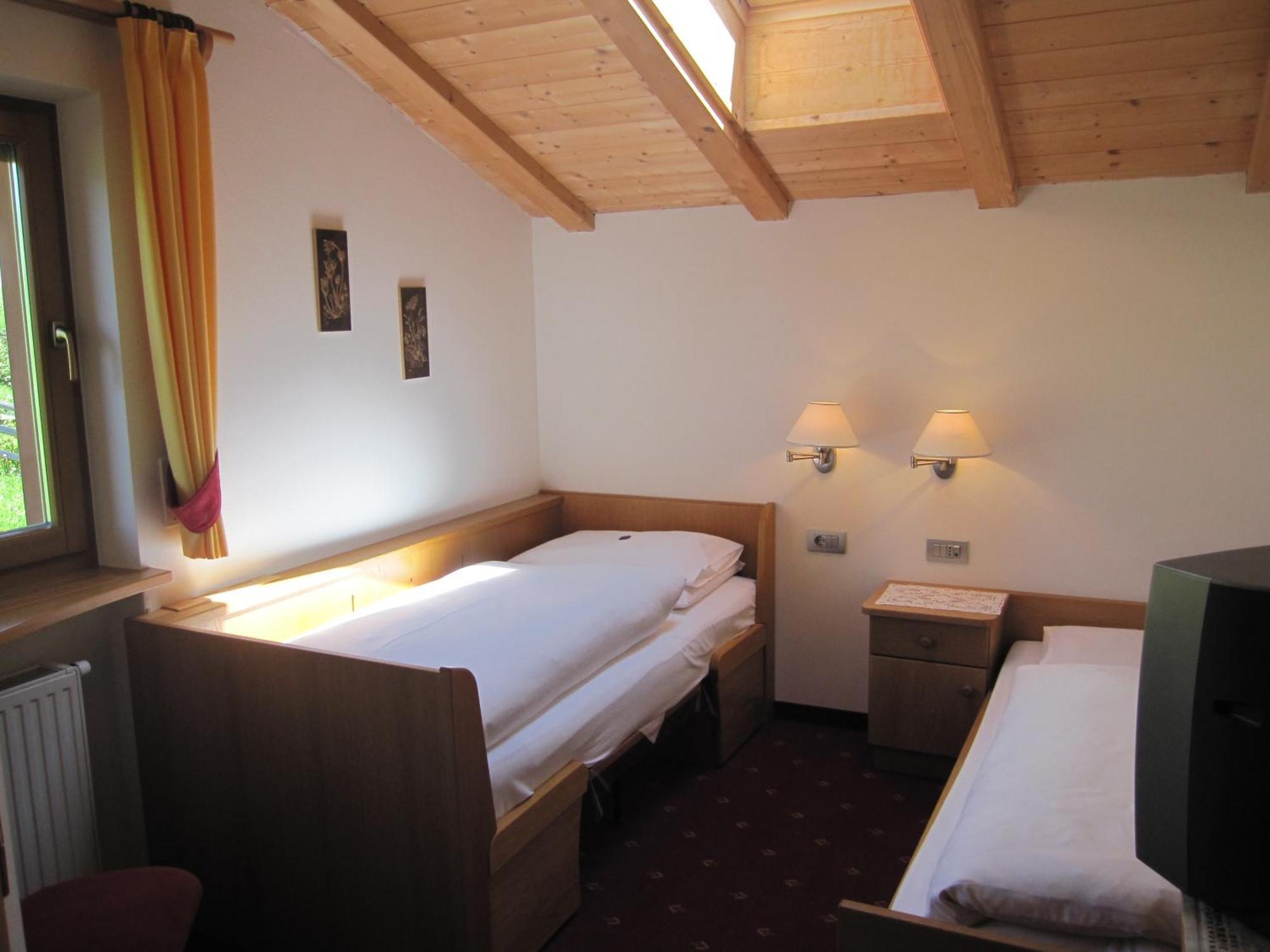 Hotel Garni Sonneck Laion Esterno foto