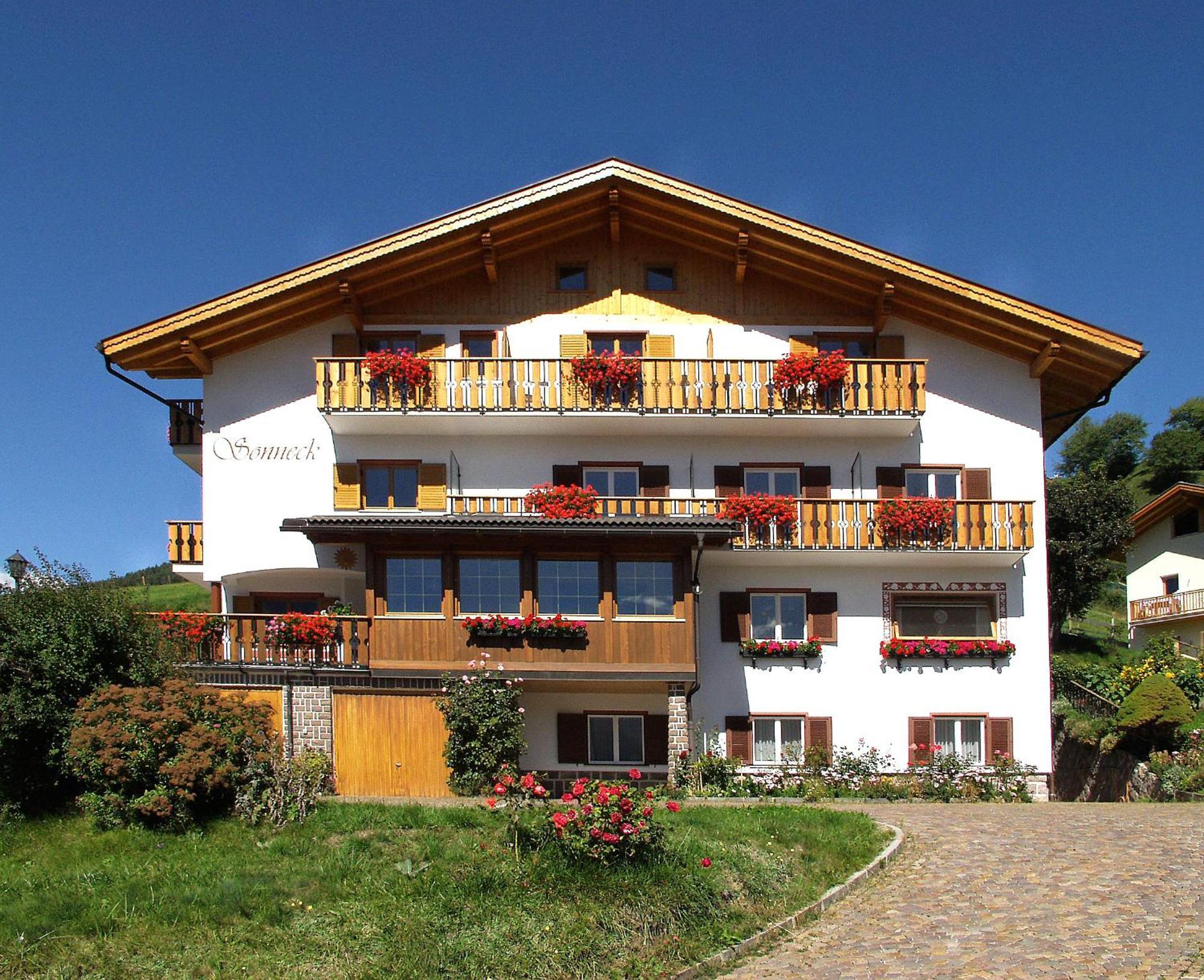 Hotel Garni Sonneck Laion Esterno foto