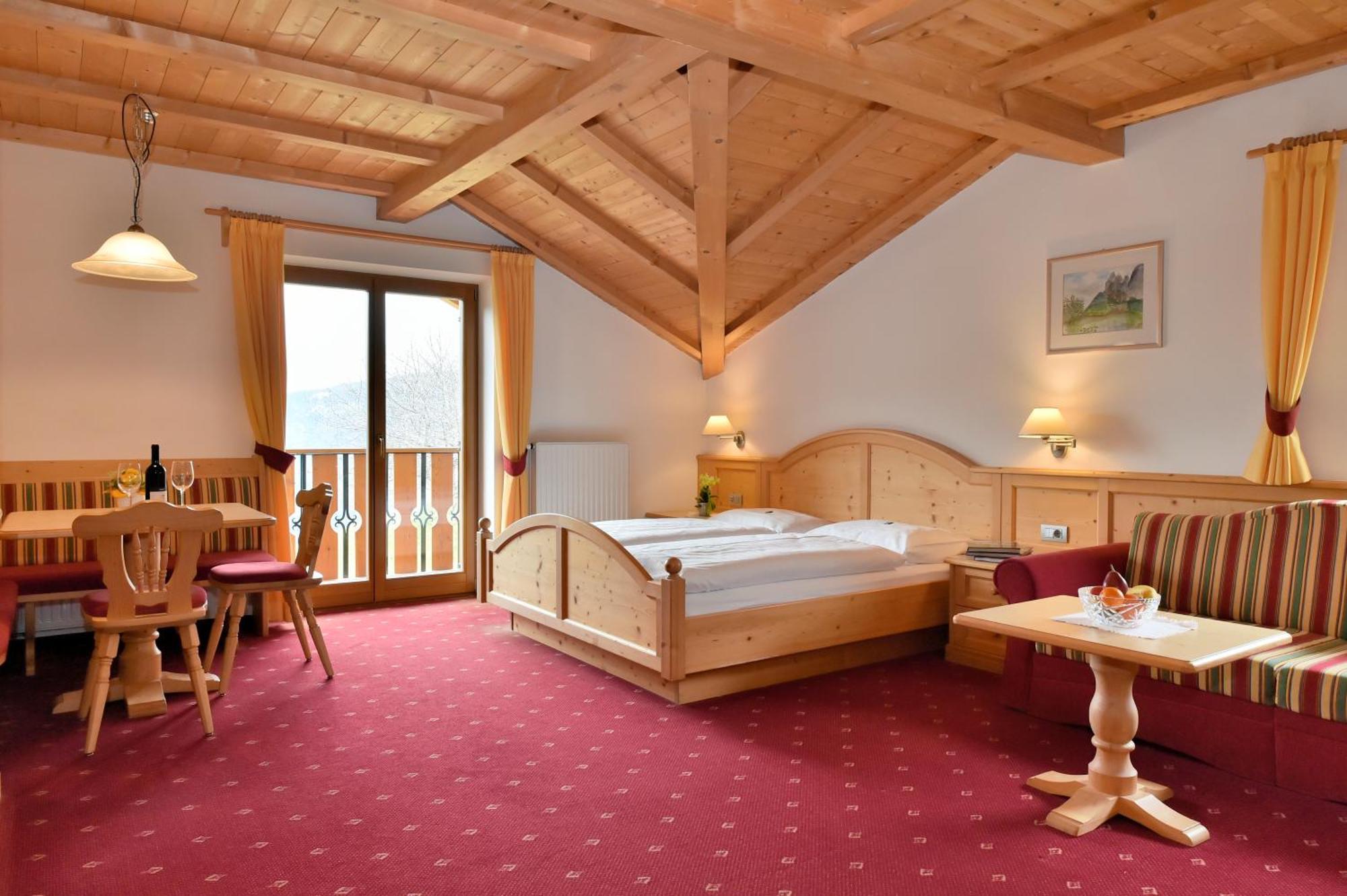 Hotel Garni Sonneck Laion Esterno foto