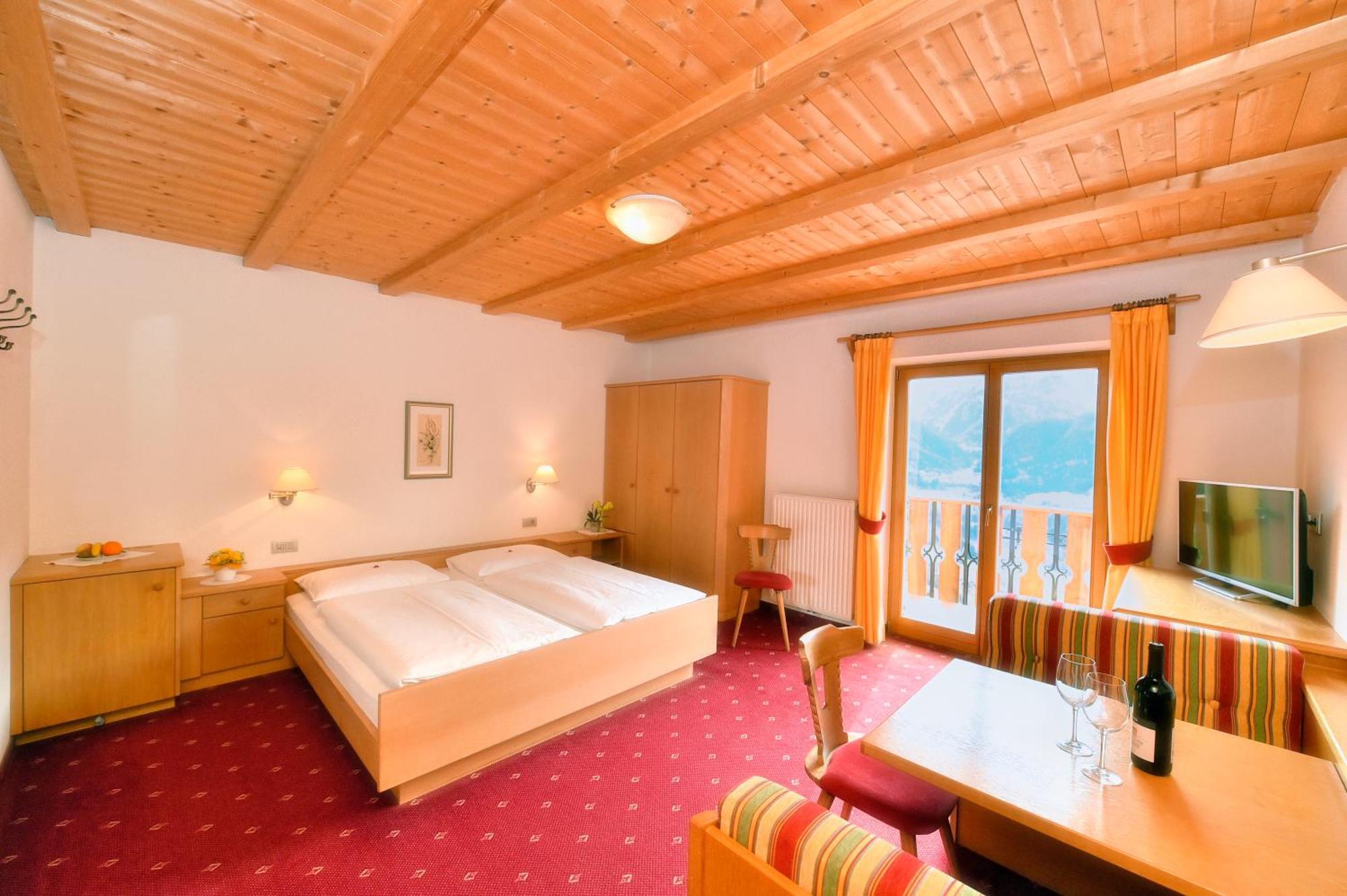 Hotel Garni Sonneck Laion Esterno foto